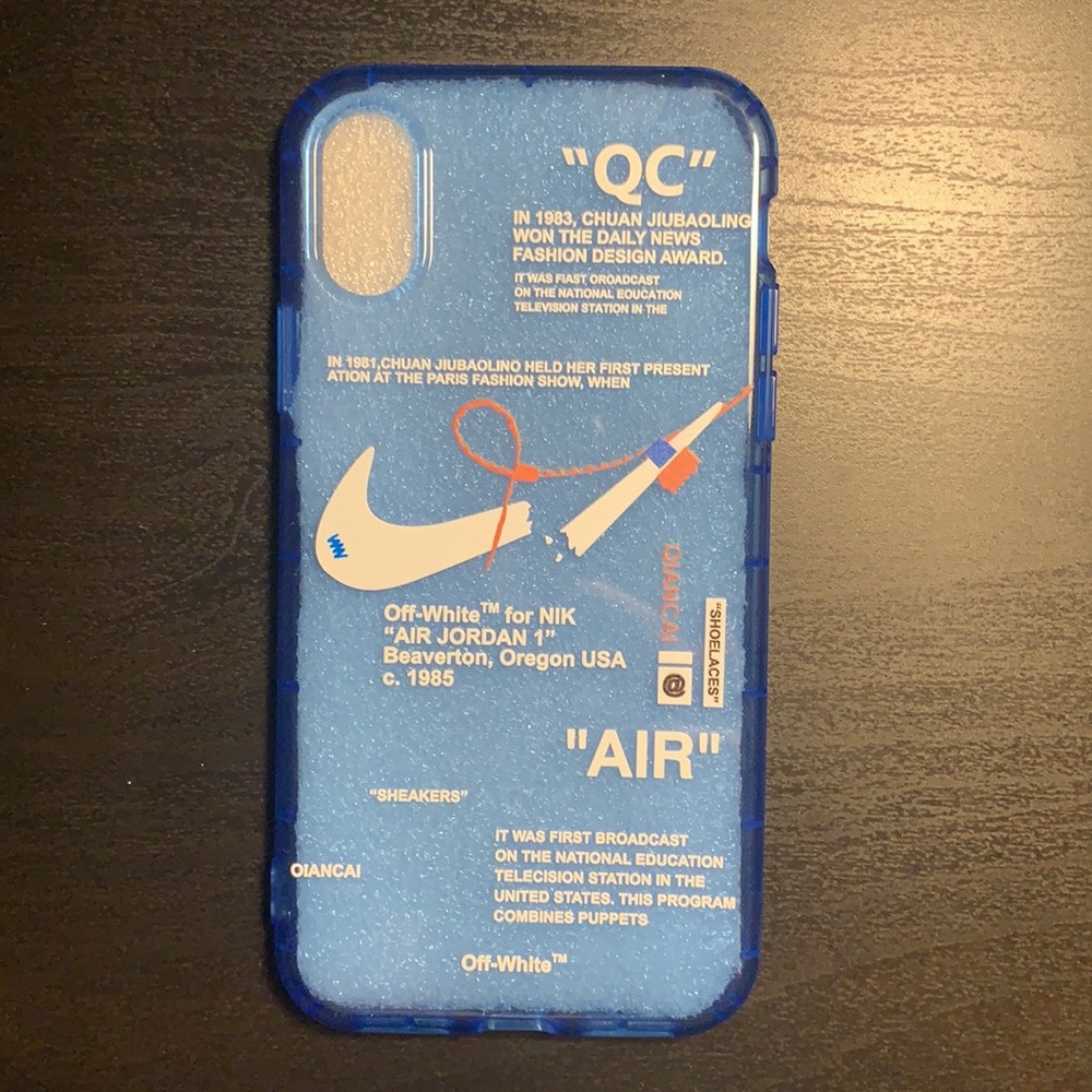 IPhone case - Picture 3 of 15